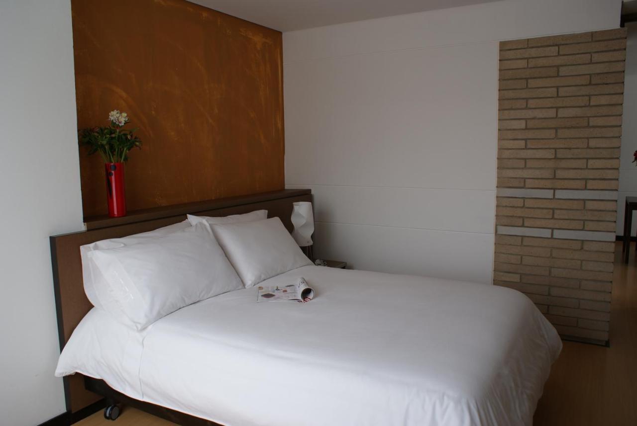 Viaggio Nueve Trez City Suites Bogotá Exterior foto