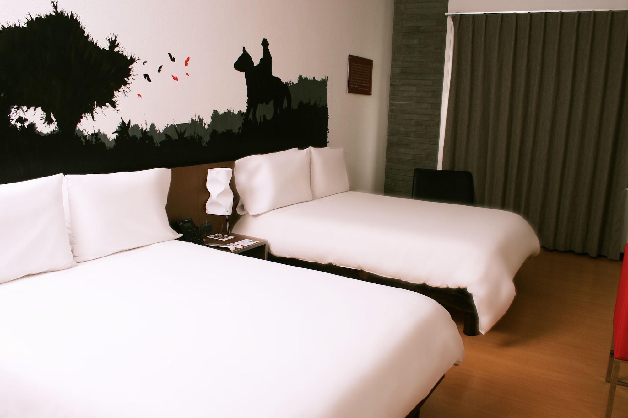 Viaggio Nueve Trez City Suites Bogotá Exterior foto