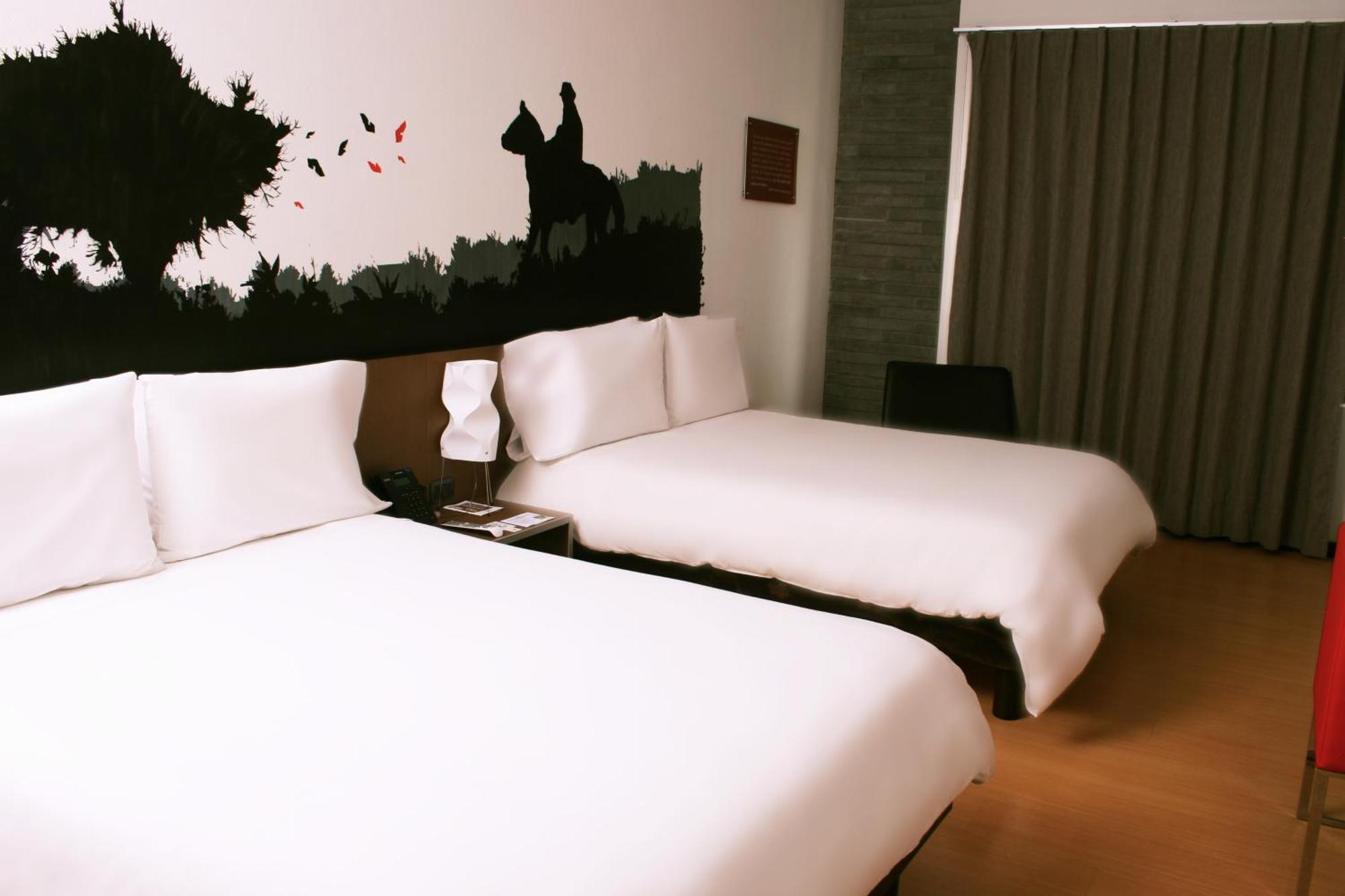 Viaggio Nueve Trez City Suites Bogotá Exterior foto