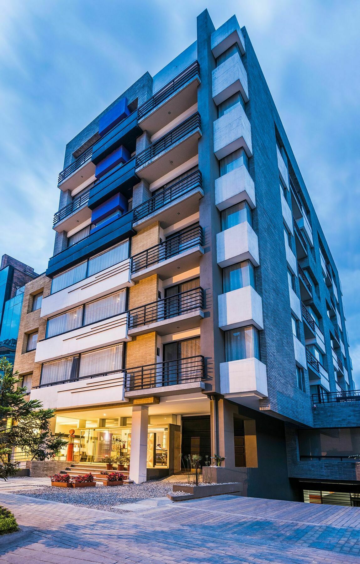 Viaggio Nueve Trez City Suites Bogotá Exterior foto